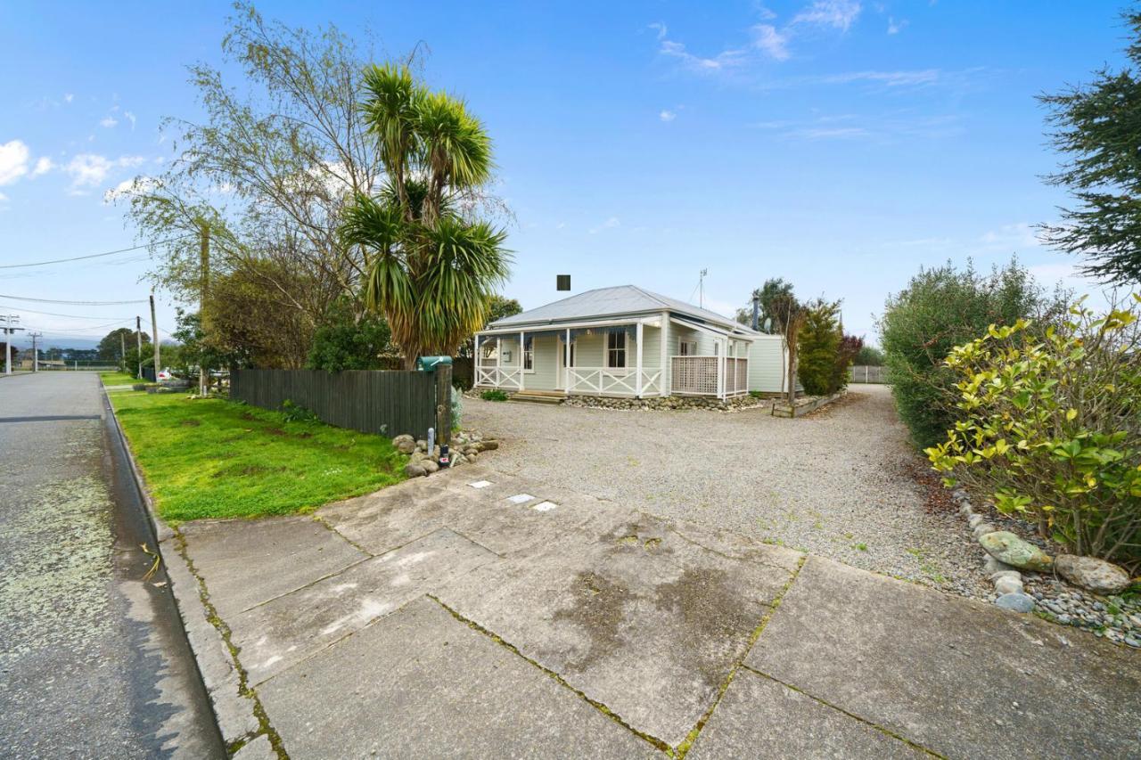 Pendreigh Cottage - Martinborough Holiday Home Екстер'єр фото